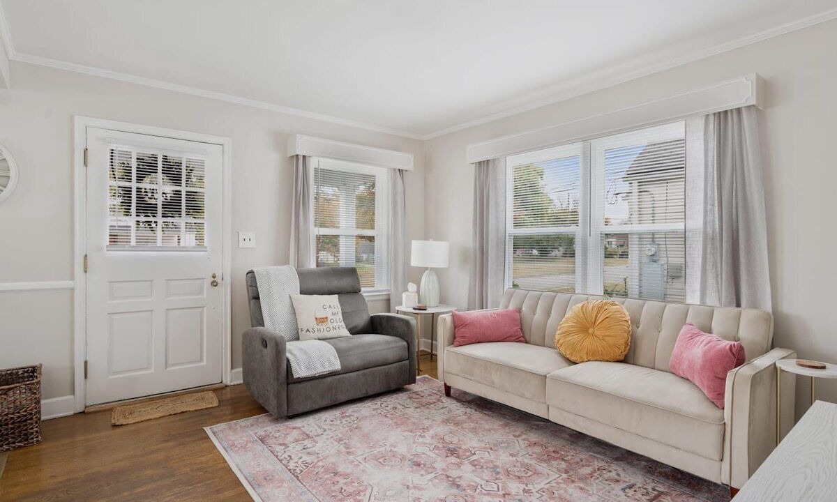 Photo of Others in Taylor Berry