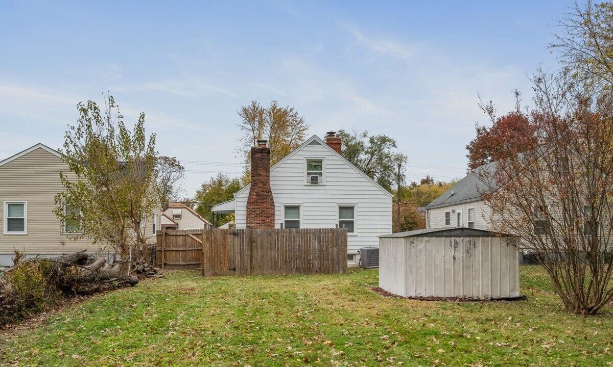 Photo of Outdoor in Taylor Berry