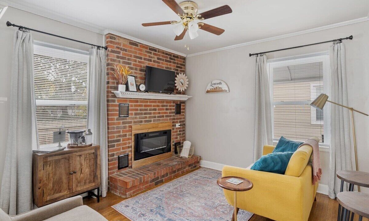 Photo of Others in Taylor Berry