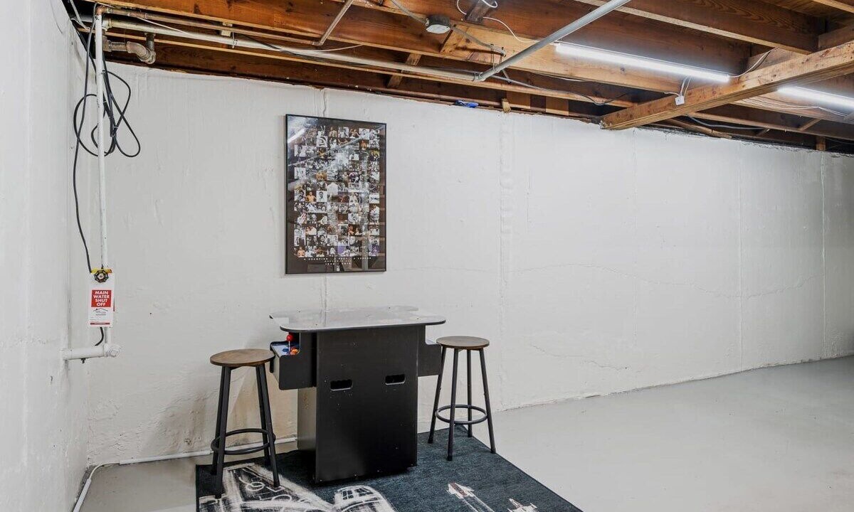 Photo of Others in Taylor Berry