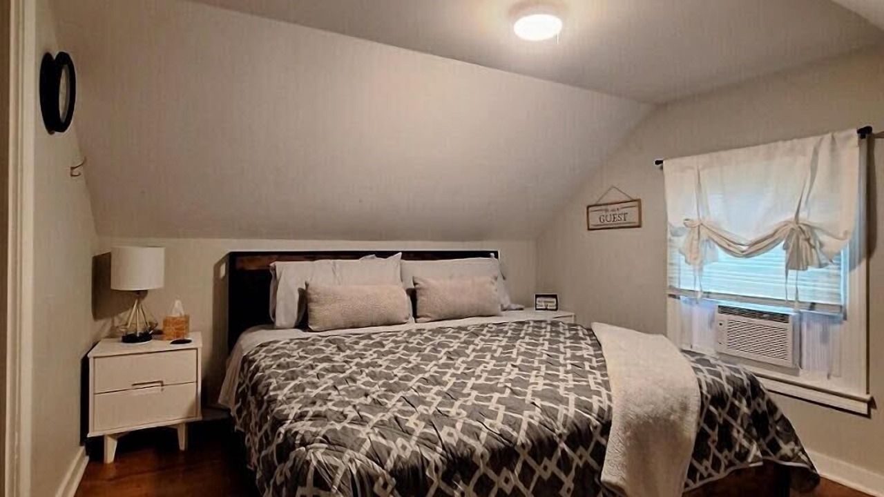 Photo of Others in Taylor Berry