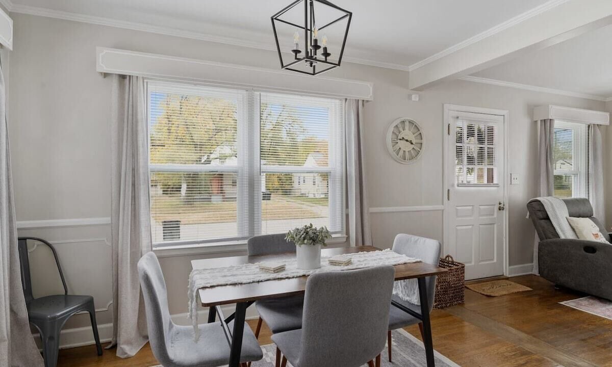 Photo of Others in Taylor Berry