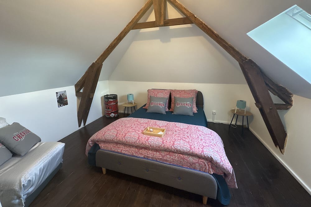 Photo of Bedroom in Ecommoy