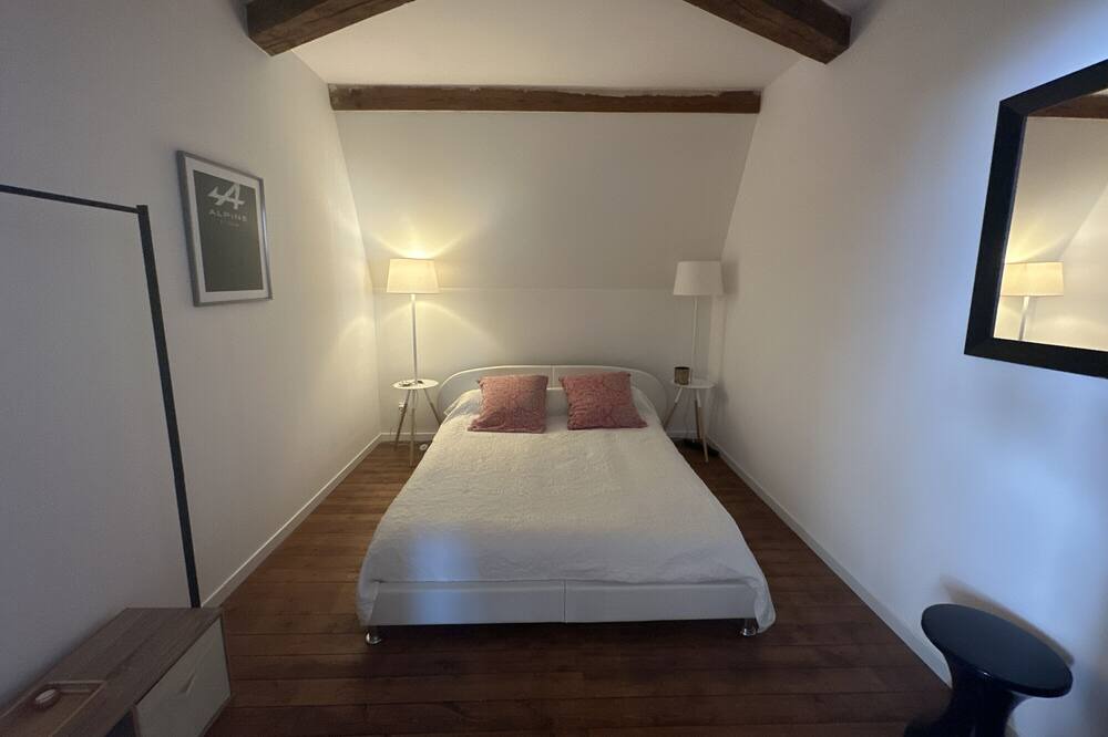 Photo of Bedroom in Ecommoy