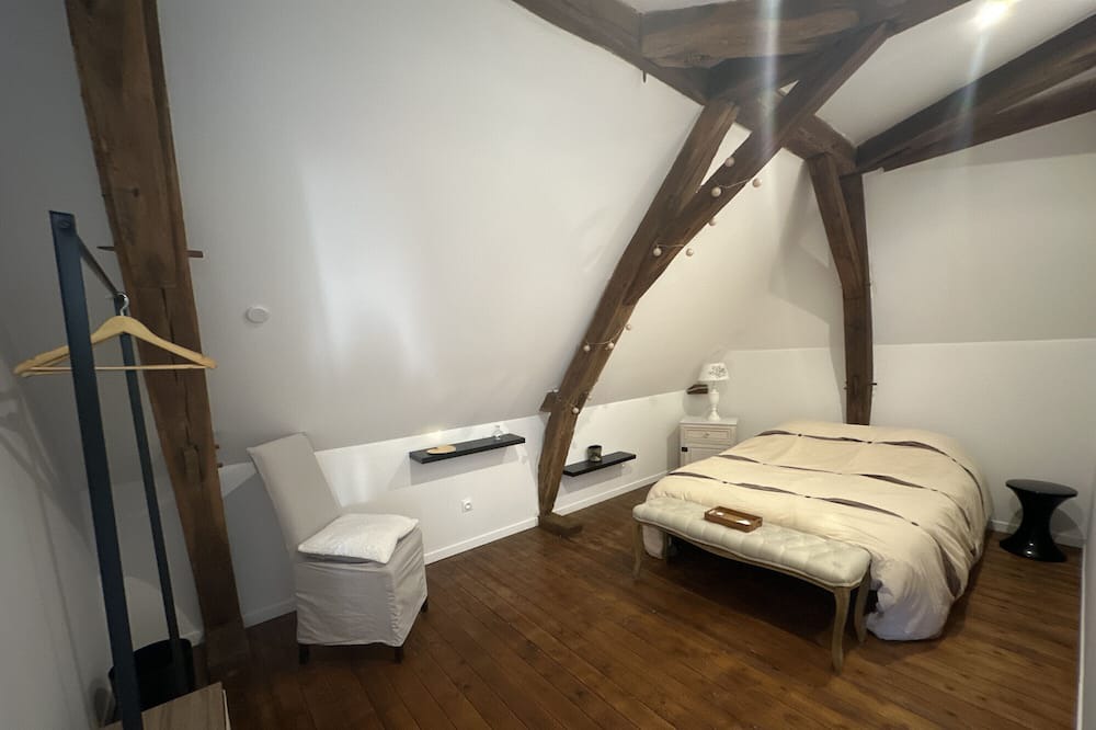 Photo of Bedroom in Ecommoy