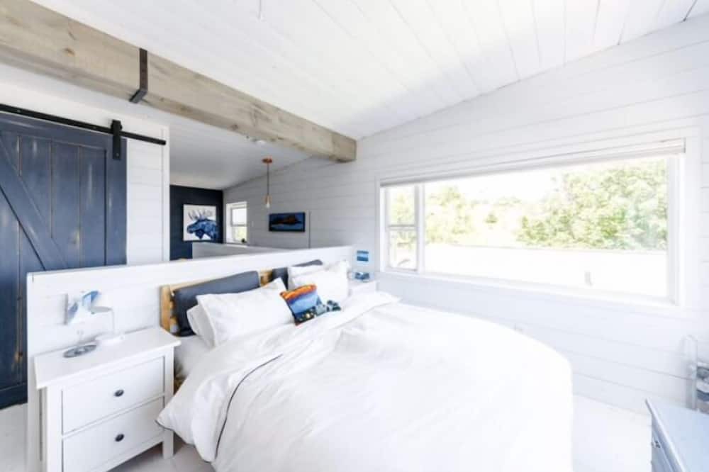 Photo of Bedroom in Upper Island Cove
