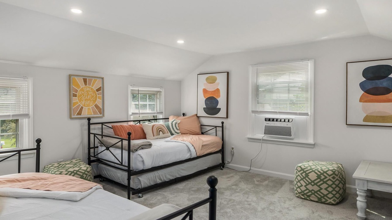 Photo of Others in Rye