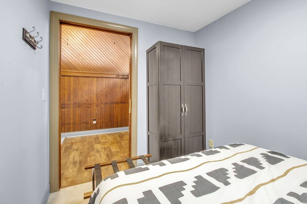 Photo of Bedroom in Town of Concord