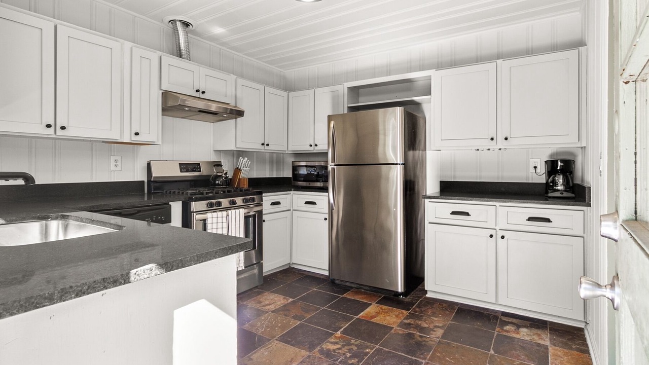 Photo of Kitchen in Peachtree Hills