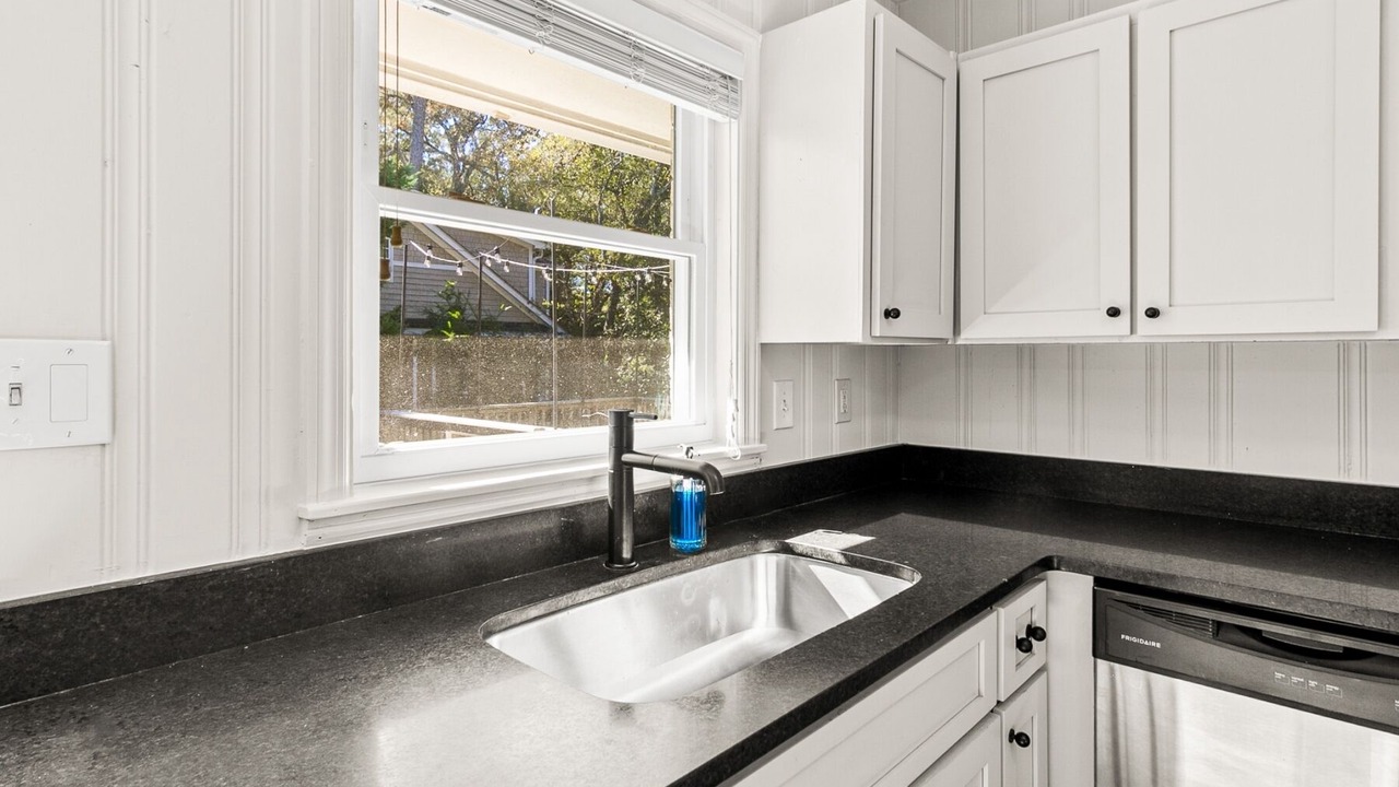 Photo of Kitchen in Peachtree Hills