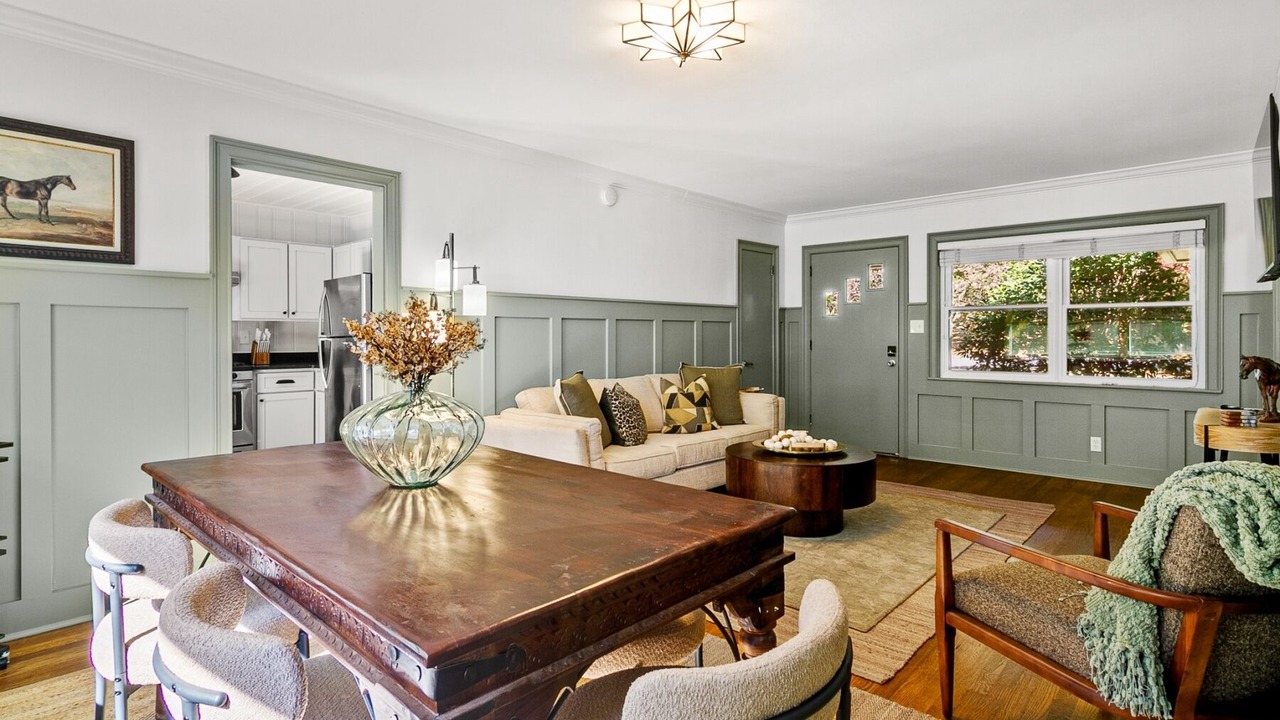 Photo of Others in Peachtree Hills