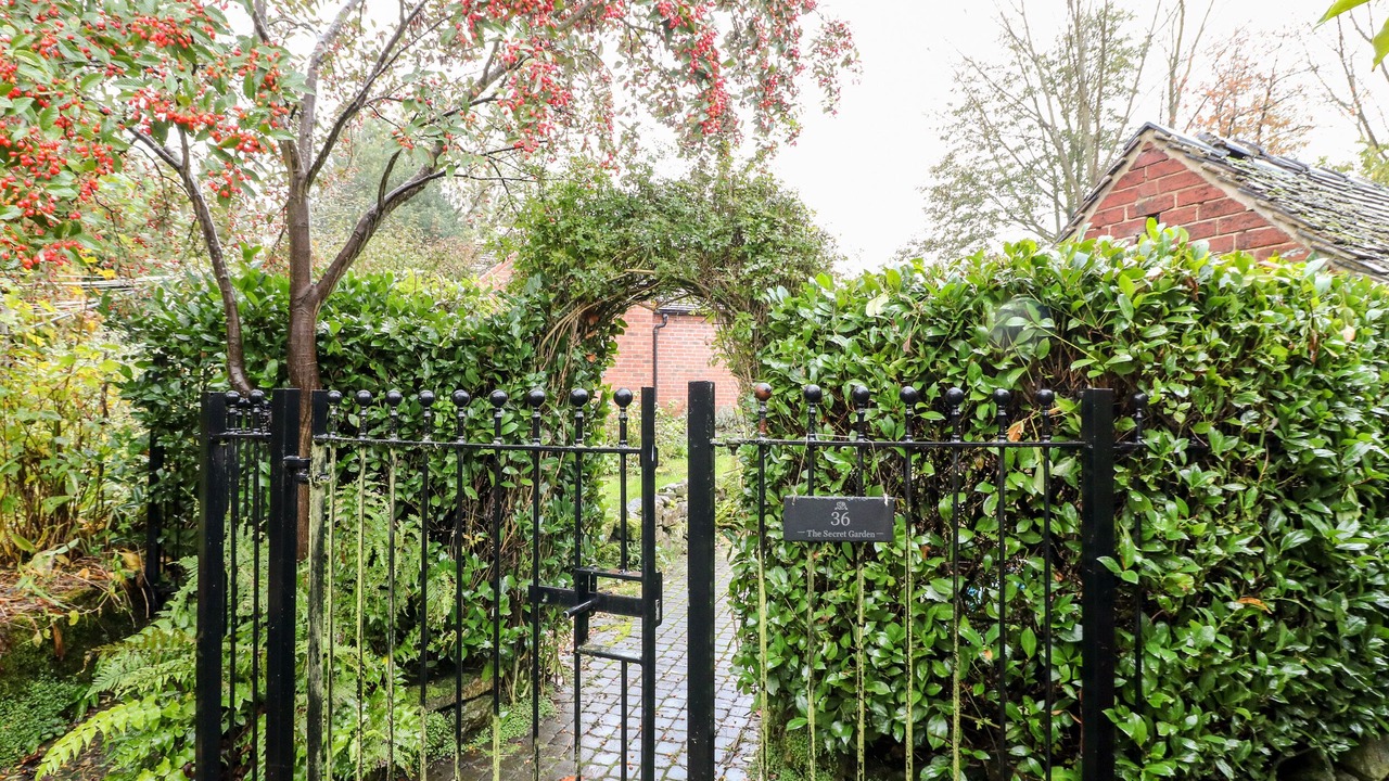 Photo of Others in Ticknall