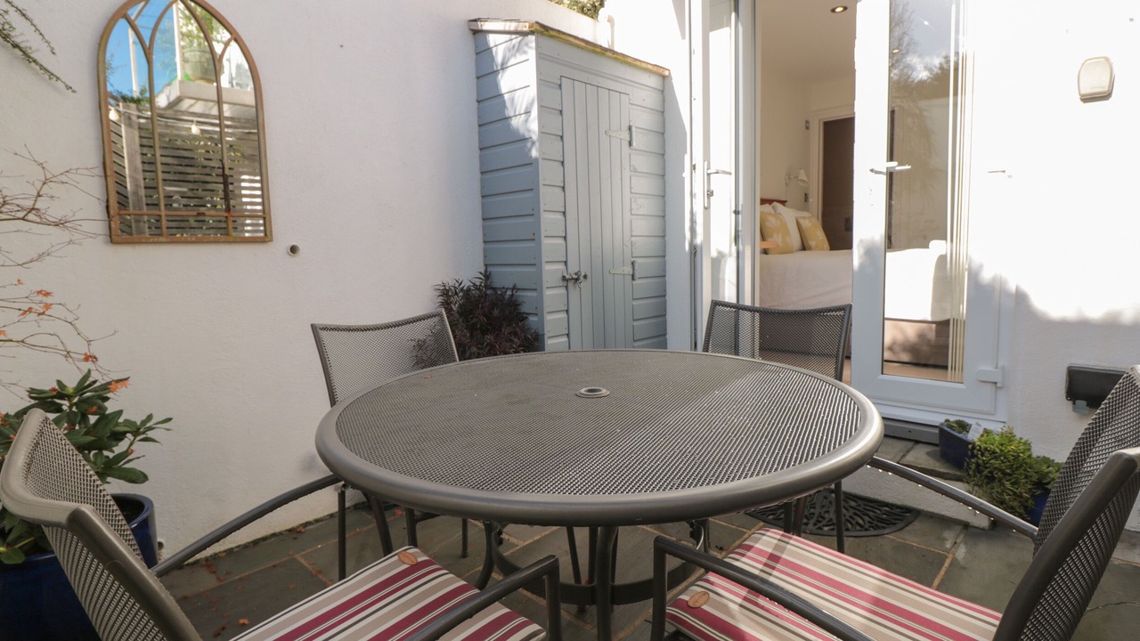 Photo of Patio Balcony in Stoke Fleming