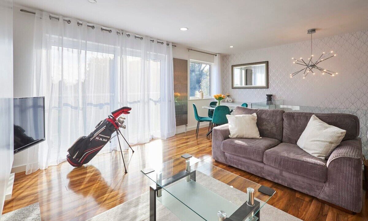 Photo of Livingroom in Barwell