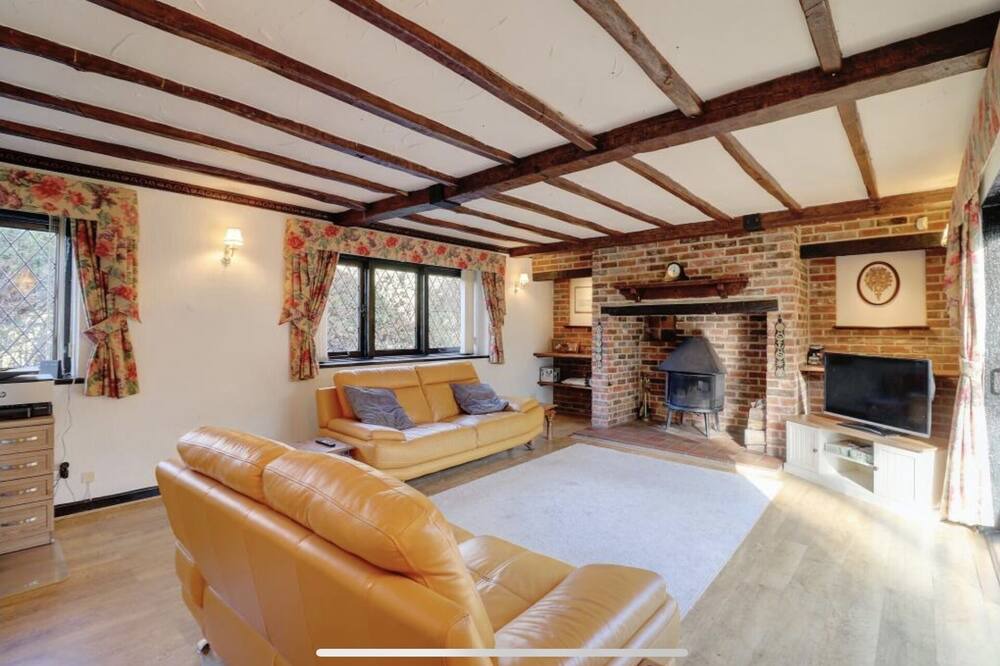 Photo of Livingroom in Waterlooville