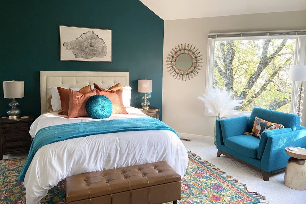 Photo of Livingroom in The Galena Territory