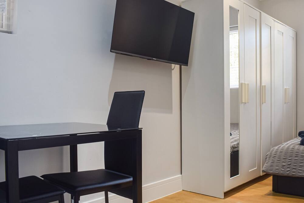 Photo of Bedroom in Crawley