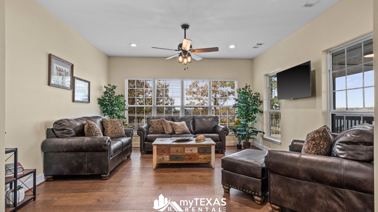 Photo of Livingroom in Dogwood