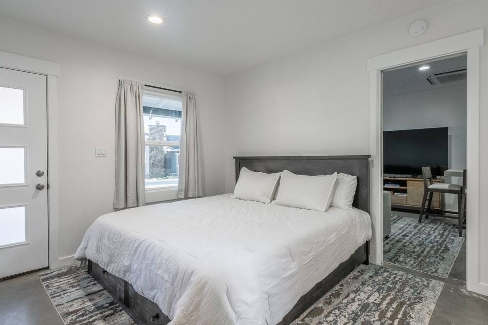 Photo of Bedroom in West Bishop