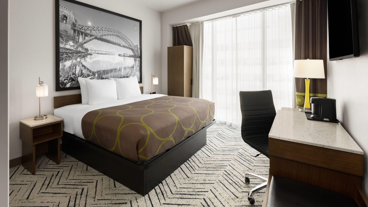 Photo of Bedroom in Concourse