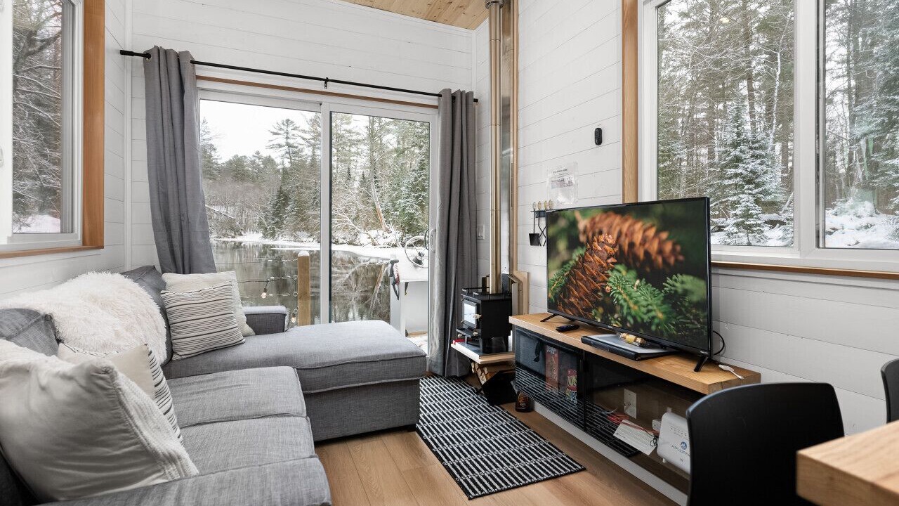 Photo of Livingroom in Huntsville