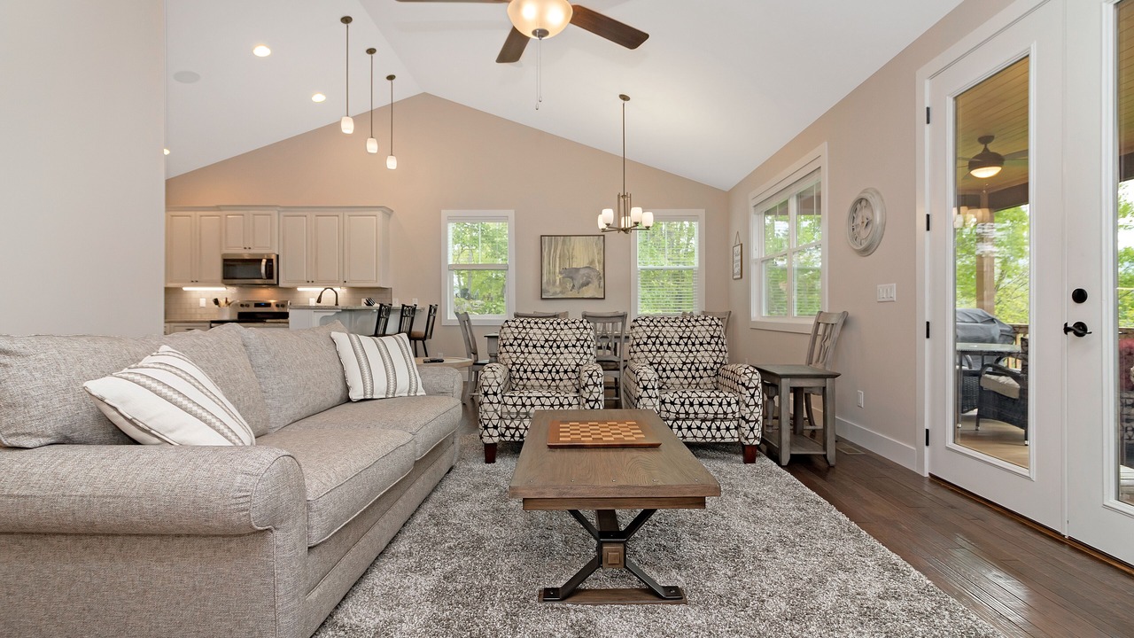 Photo of Livingroom in Bear Lake Reserve