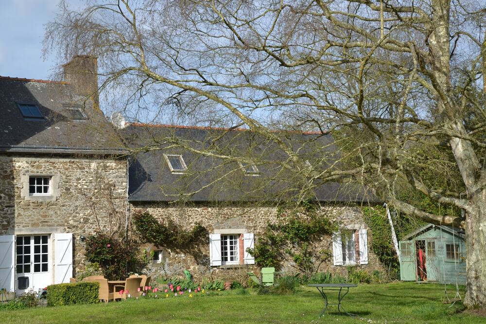 Photo of Outdoor in Saint-Jouan-des-Guerets