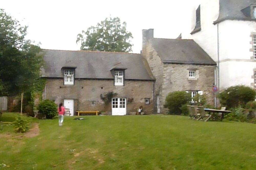 Photo of Outdoor in Saint-Jouan-des-Guerets