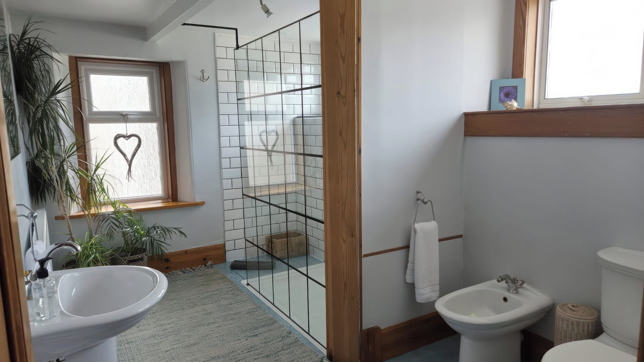 Photo of Bathroom in Largs
