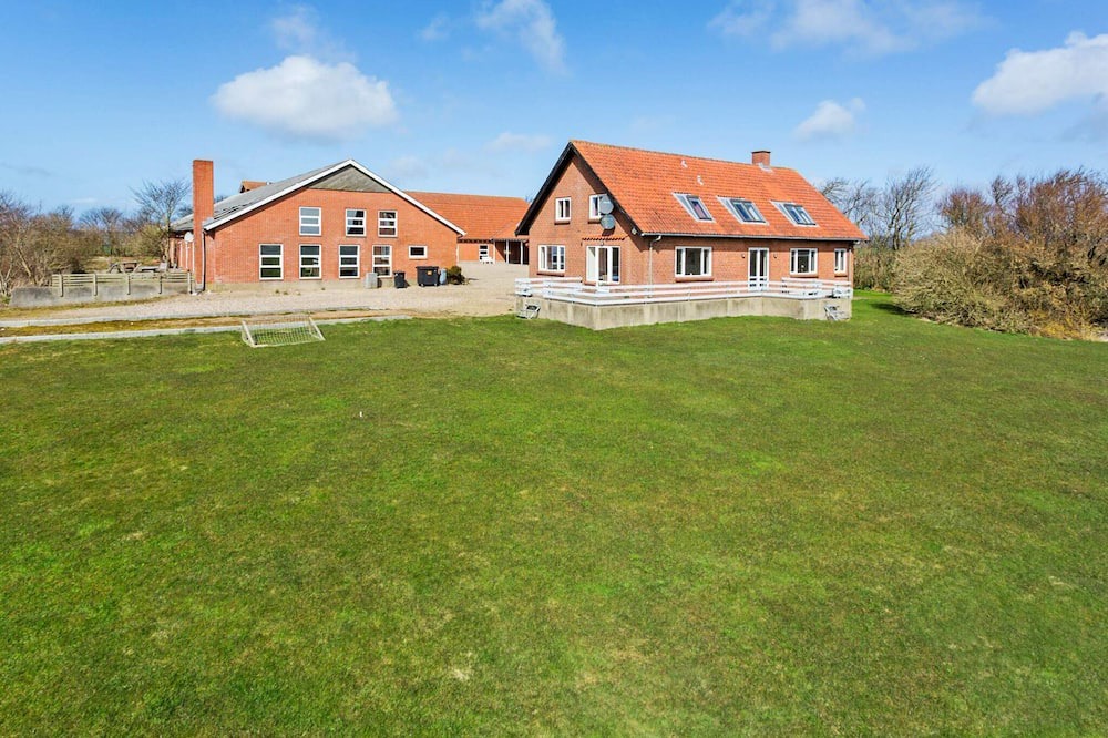 Photo of Outdoor in Karby