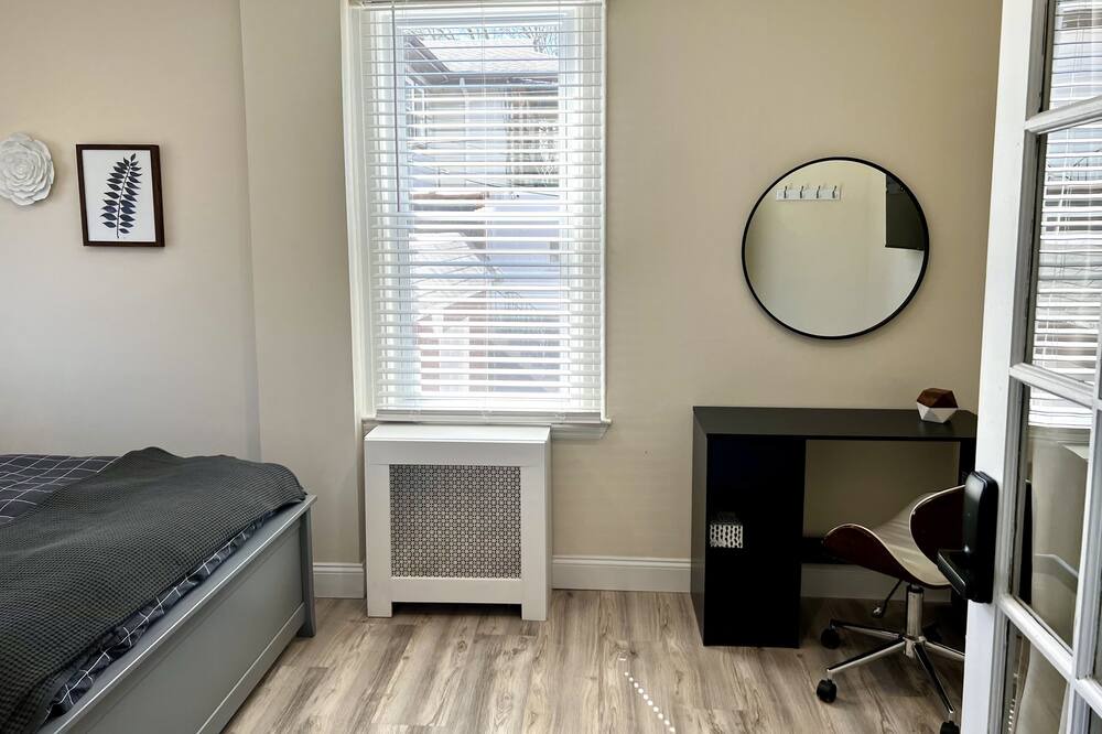 Photo of Bedroom in Getty Square