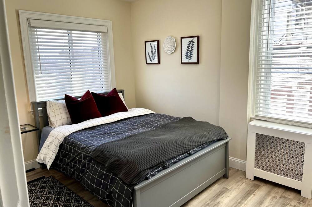 Photo of Bedroom in Getty Square