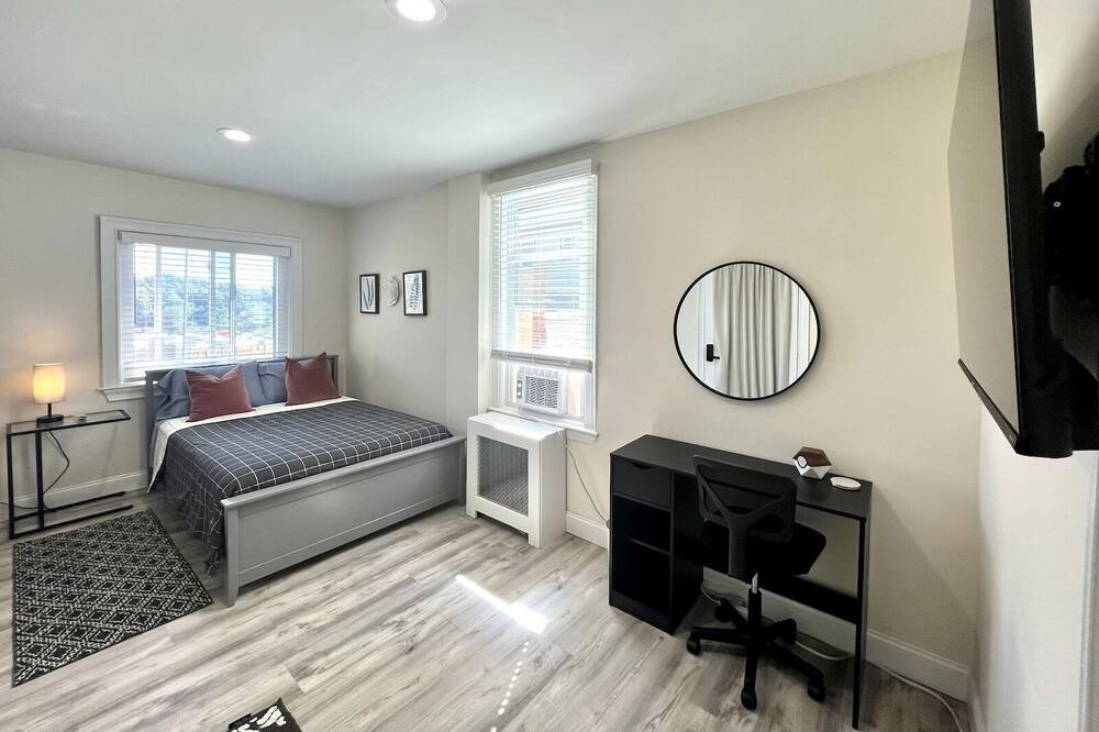Photo of Bedroom in Getty Square