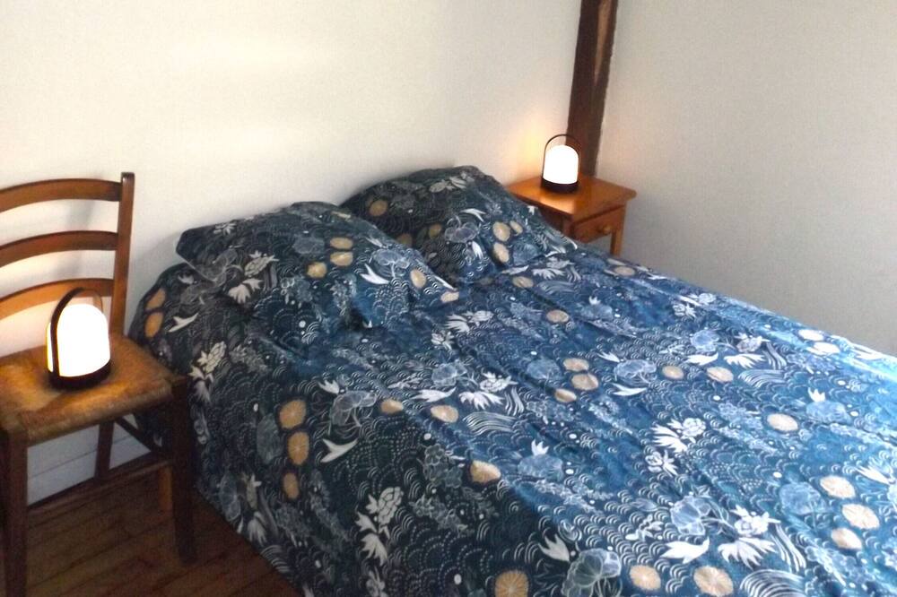 Photo of Bedroom in Fougaron