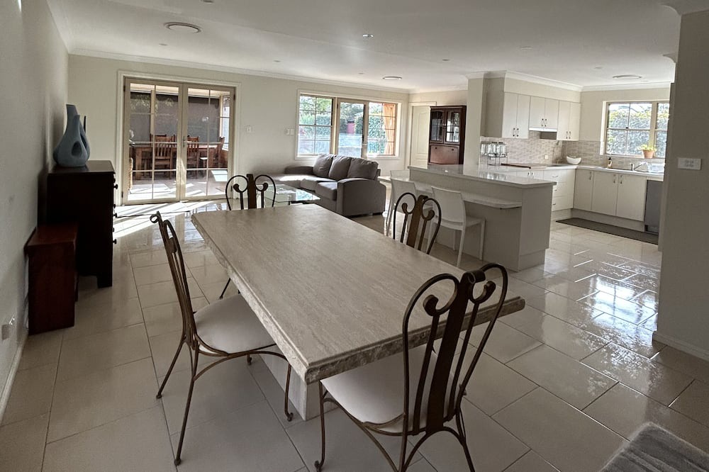 Photo of Livingroom in Narromine