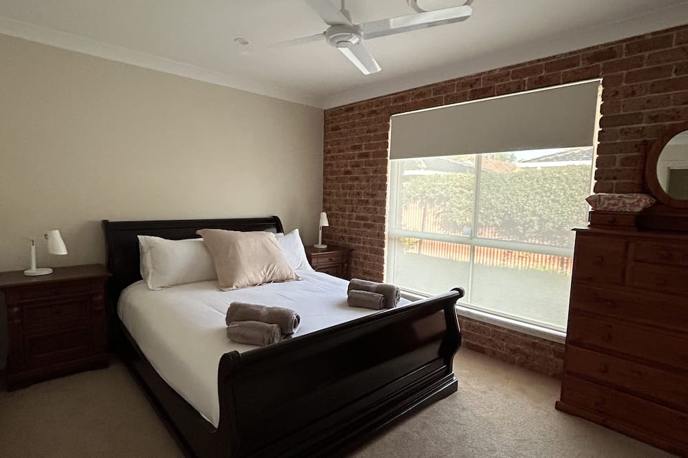 Photo of Bedroom in Narromine