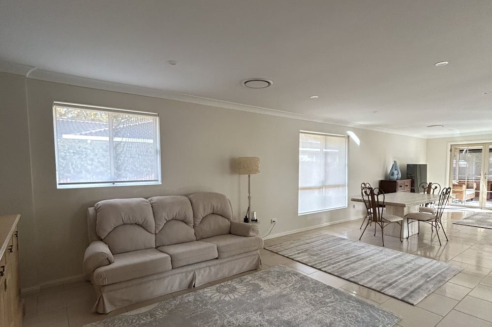 Photo of Livingroom in Narromine