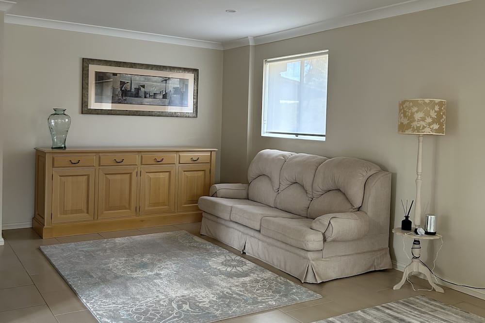 Photo of Others in Narromine