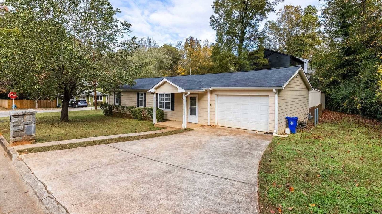 Photo of Outdoor in Scottdale