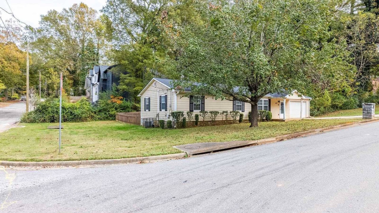 Photo of Outdoor in Scottdale