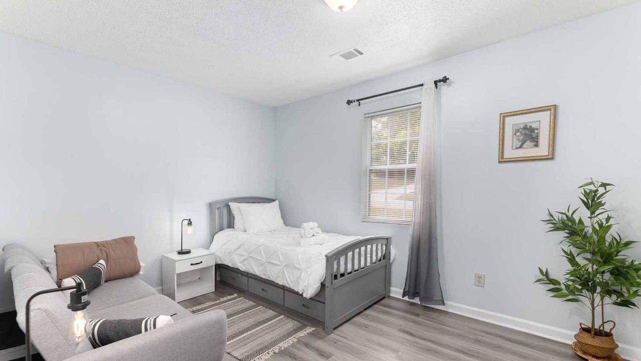 Photo of Others in Scottdale