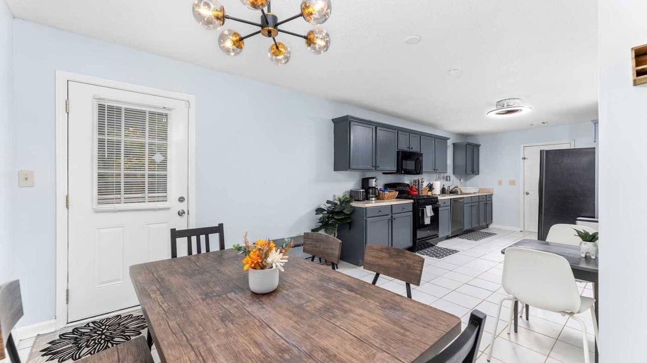 Photo of Others in Scottdale