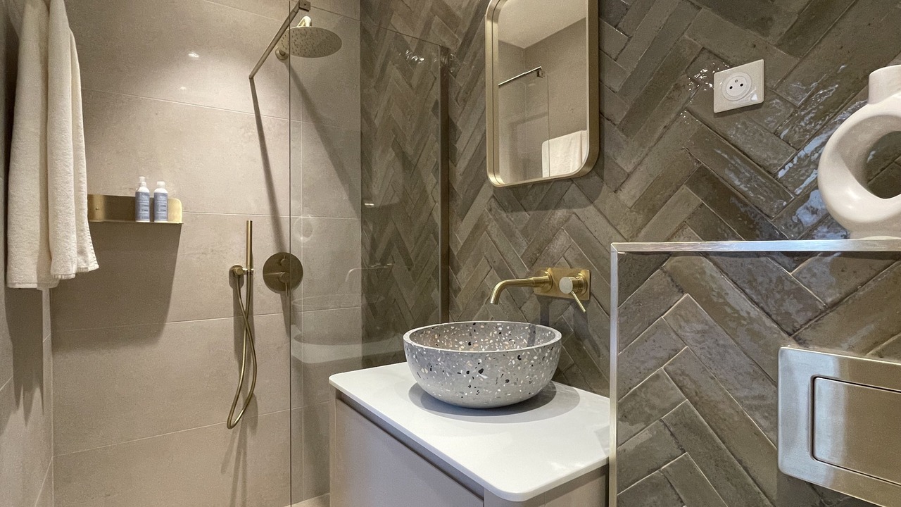 Photo of Bathroom in Le Grau-Du-Roi