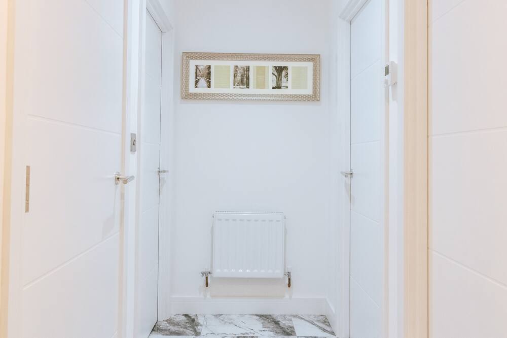 Photo of Others in Purley