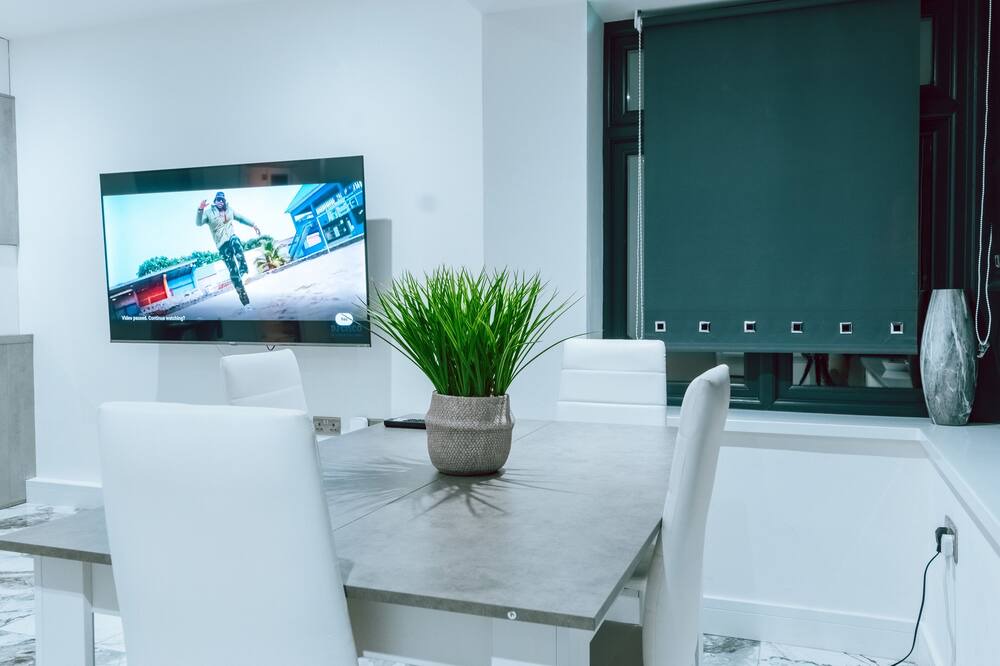 Photo of Others in Purley