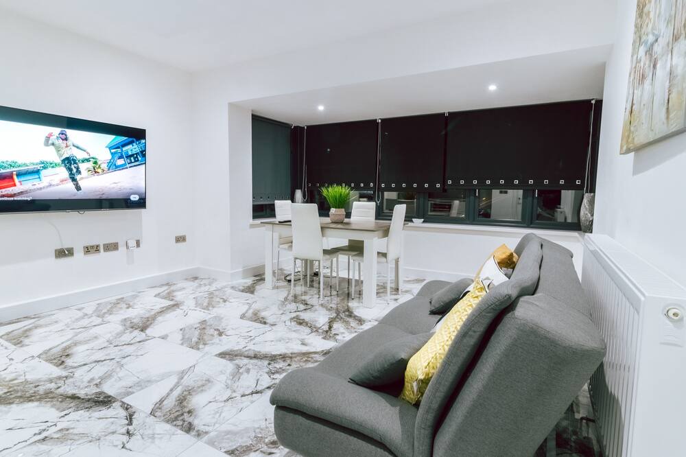 Photo of Others in Purley