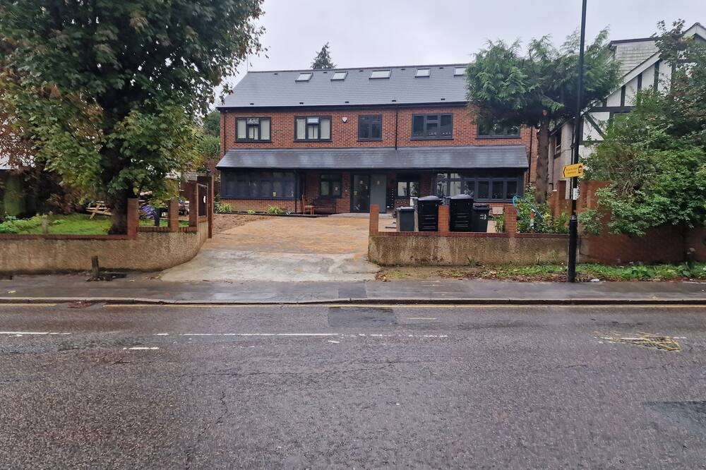 Photo of Others in Purley