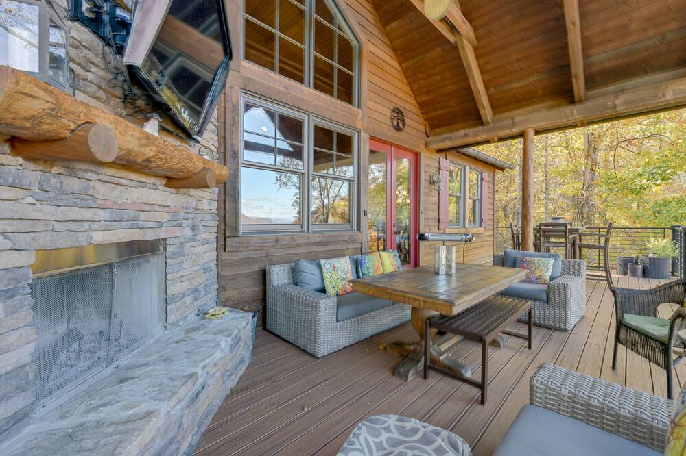 Photo of Livingroom in Bear Lake Reserve