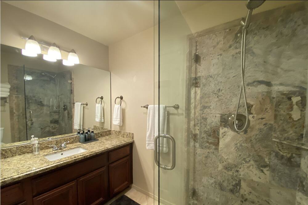 Photo of Bathroom in Fountain Valley
