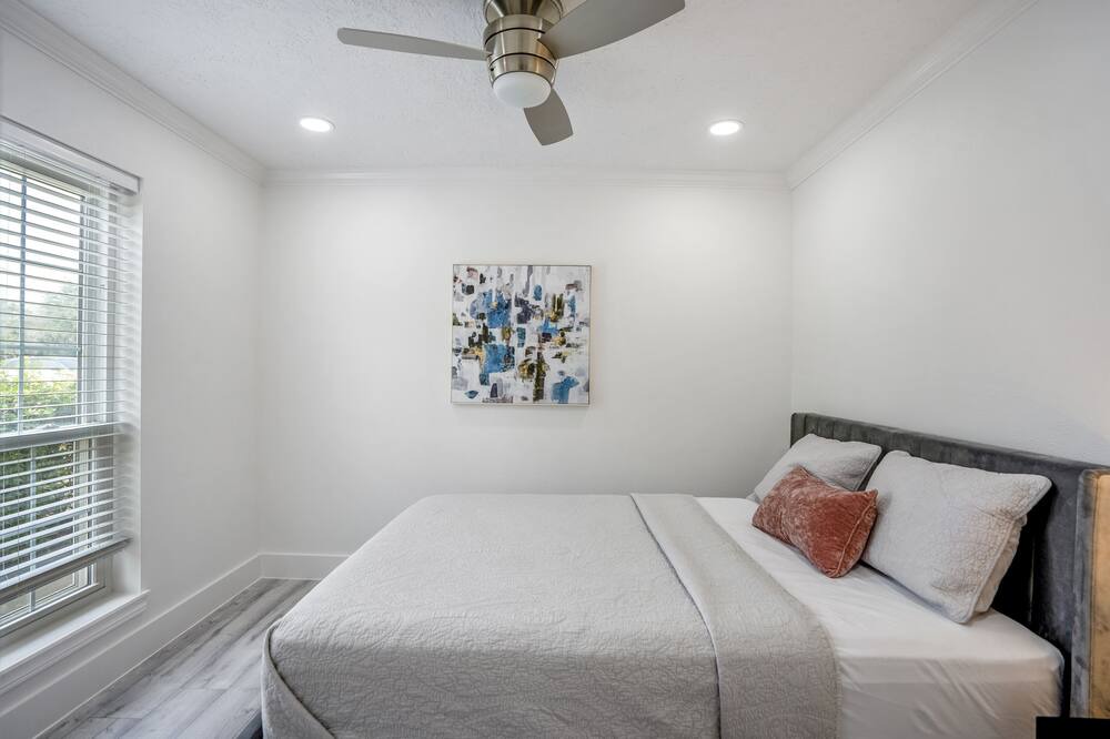 Photo of Bedroom in Katy